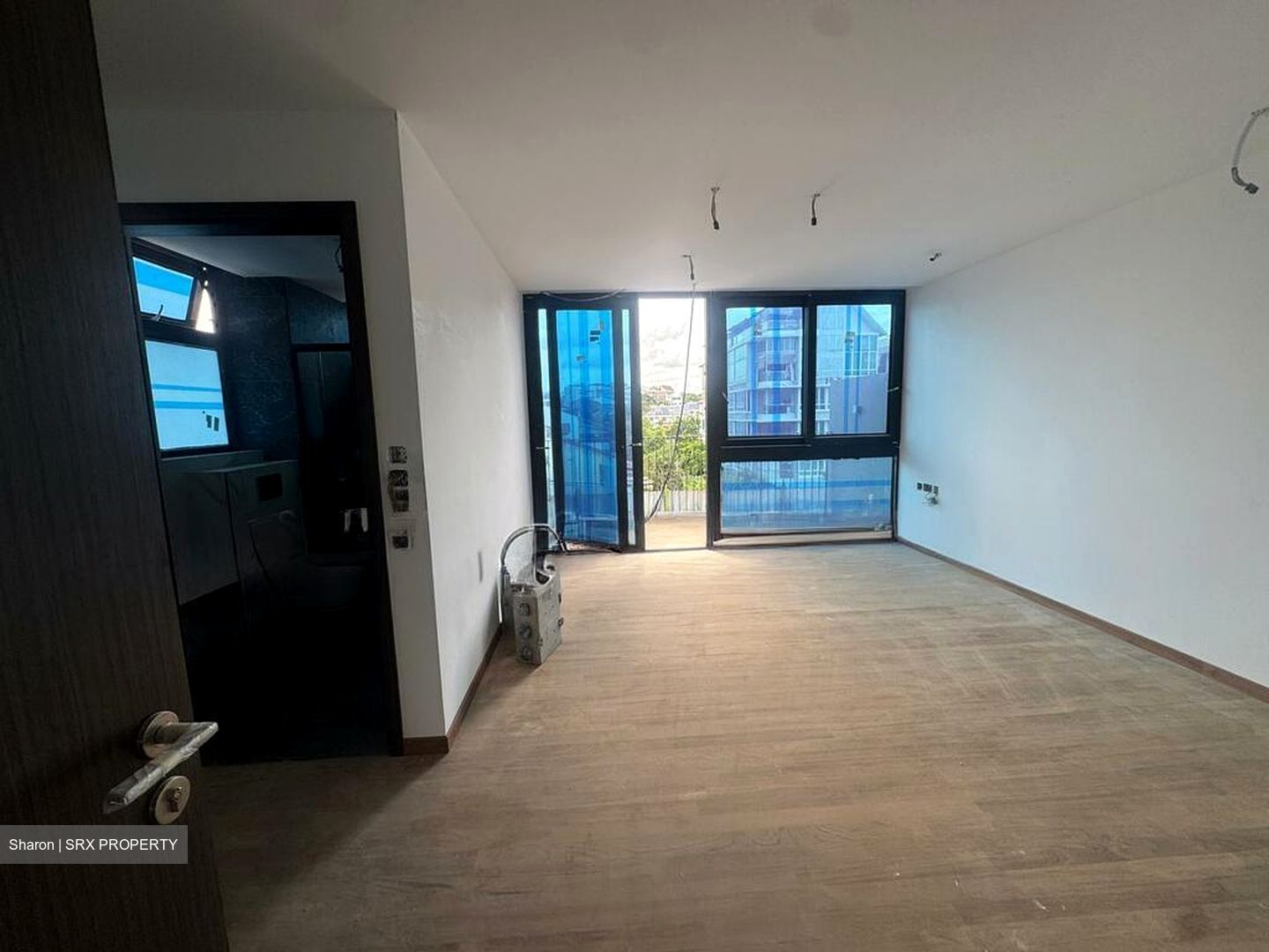 Palm Grove Avenue (D19), Terrace #577226831